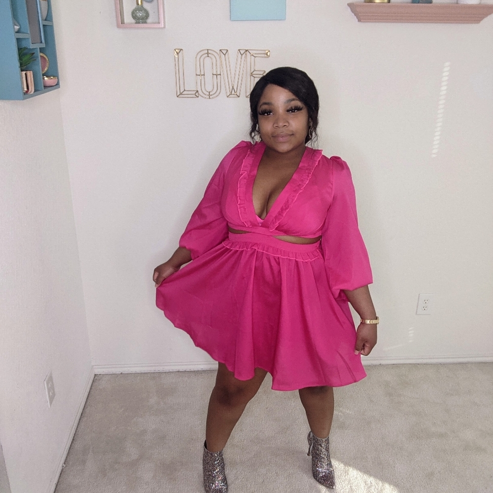 Dress - Picture 3 of 3